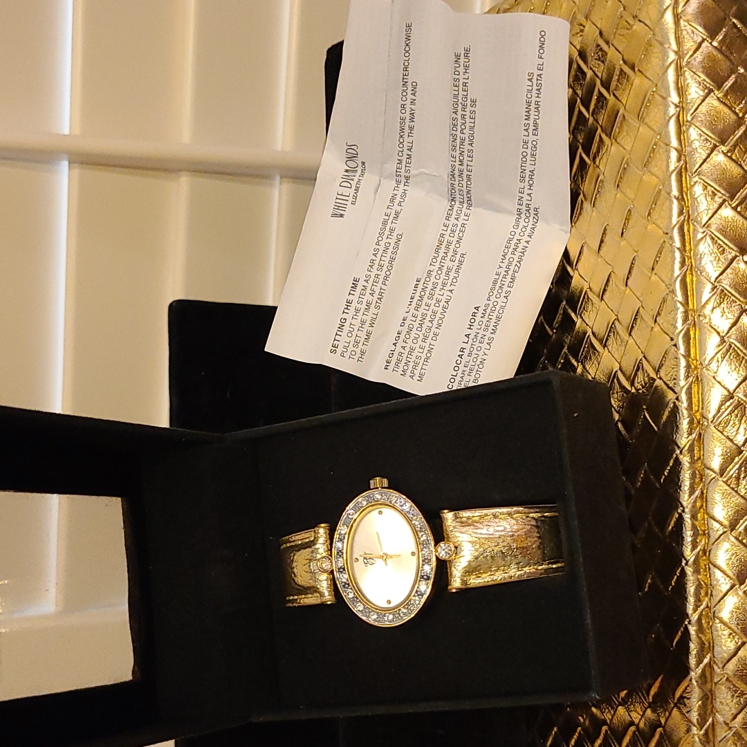 White Diamonds Elizabeth Taylor Watch